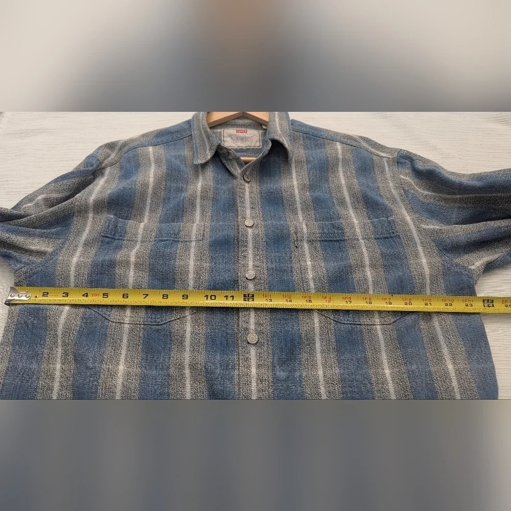 Vintage  Levis  Button Front  Western Y2K Man's Shirt Size L